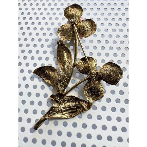 Vintage Porcelain Pink Rose Gold-Tone Floral Brooch - Picture 5 of 7